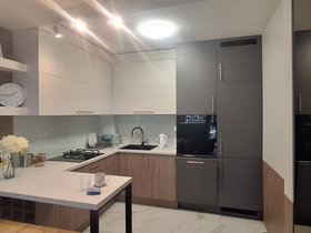 Скопје Гази Баба Автокоманда, 2 Соби, 68 m² Луксузно наместен Стан - За Изнајмување | Фотографија 2