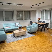 Üsküp Merkez: 3 oda 90 m² Ara kat Yeni Lüks Eşyalı Apartman Dairesi - Aylık Kiralık