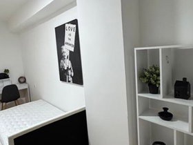 Shkup Qendër Debar Maalo, 3 Dhoma, 90 m² Mobilim Luksoz Apartament - Me Qira | Foto 8