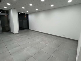 Centar Župa, 1 Oda, 62 m² Eşyasız Ticari Mülk - Kiralık | Fotoğraf 6