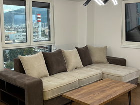 Üsküp Merkez, 3 Oda, 78 m² Yeni Lüks Eşyalı Apartman Dairesi - Kiralık | Fotoğraf 2