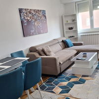 Üsküp Aerodrom: 3 oda 55 m² Ara kat Yeni Lüks Eşyalı Apartman Dairesi - Kiralık