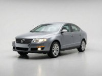 2006 Model Volkswagen Passat Diesel Automatic Transmission Station Wagon 250,000 km - For Sale