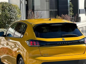 2023 Model Peugeot 208 Petrol Automatic Transmission Hatchback 149,000 km - For Sale | Photo 2