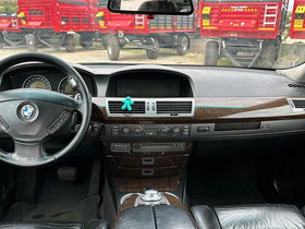 2003 Model BMW 7 Diesel Automatic Transmission Sedan 250,230 km - For Sale | Photo 7