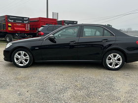 2011 Model Mercedes-Benz E Diesel Automatic Transmission Sedan 281,320 km - For Sale | Photo 2
