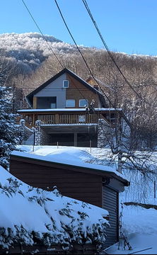 House for Sale in Mavrovo and Rostushe – 6 rooms 500 m² 195.000 € | 03.02.2026 | Photo 1