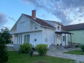 Боговиње, 6 Соби, 268 m² Наместен Куќа - На Продажба