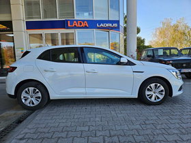 2018 Model Renault Megane Petrol Manual Transmission Hatchback 96,000 km - For Sale | Photo 4