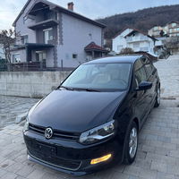2010 Model E zezë Volkswagen Polo Sedan Automatik 213000 km Në Shitje