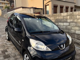 2007 Model Peugeot 107 Petrol Manual Transmission Sedan 230,000 km - For Sale | Photo 2