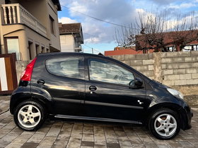 2007 Model Peugeot 107 Petrol Manual Transmission Sedan 230,000 km - For Sale | Photo 6