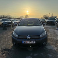 2009 Модел Сина Volkswagen Golf Седан Рачен 212000 км На Продажба