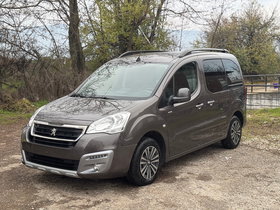 2019 Model Peugeot Partner Diesel Manual Transmission Sedan 160,000 km - For Sale | Photo 2