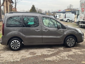 2019 Model Peugeot Partner Diesel Manual Transmission Sedan 160,000 km - For Sale | Photo 6