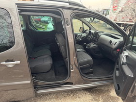 2019 Model Peugeot Partner Diesel Manual Transmission Sedan 160,000 km - For Sale | Photo 8