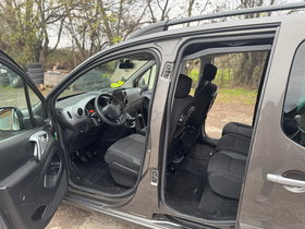 2019 Model Peugeot Partner Diesel Manual Transmission Sedan 160,000 km - For Sale | Photo 9