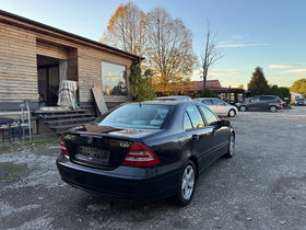 2005 Model Mercedes-Benz 200 Diesel Manual Transmission Sedan 290,000 km - For Sale | Photo 4