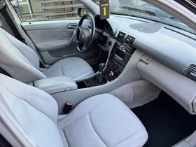 2005 Model Mercedes-Benz 200 Diesel Manual Transmission Sedan 290,000 km - For Sale | Photo 6