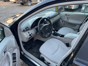 2005 Model Mercedes-Benz 200 Diesel Manual Transmission Sedan 290,000 km - For Sale | Photo 8