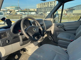 2009 Model Volkswagen Crafter Diesel Manual Transmission Pickup 200,000 km - For Sale | Photo 8