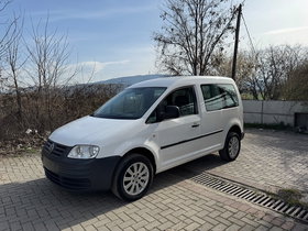 2010 Model Volkswagen Caddy Diesel Manual Transmission Panelvan - Van 300,000 km - For Sale | Photo 2