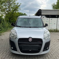 2012 Model Gri Fiat Doblo Panorama Sedan Manuale 180000 km Në Shitje