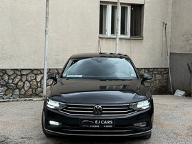 2022 Модел Volkswagen Passat Дизел Автоматски Менувач Седан 174.000 км - На Продажба | Фотографија 2