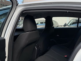 2022 Model Peugeot 308 Diesel Automatic Transmission Hatchback 217,000 km - For Sale | Photo 4