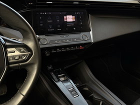 2022 Model Peugeot 308 Diesel Automatic Transmission Hatchback 217,000 km - For Sale | Photo 11