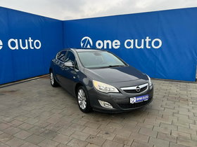 2010 Model Opel Astra Diesel Manual Transmission Hatchback 180,488 km - For Sale | Photo 2
