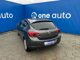 2010 Model Opel Astra Diesel Manual Transmission Hatchback 180,488 km - For Sale | Photo 8