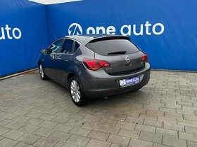 2010 Model Opel Astra Diesel Manual Transmission Hatchback 180,488 km - For Sale | Photo 9
