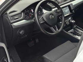 2017 Model Skoda Superb Diesel Automatic Transmission Sedan 184,000 km - For Sale | Photo 2