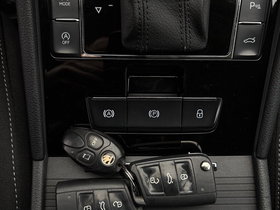 2017 Model Skoda Superb Diesel Automatic Transmission Sedan 184,000 km - For Sale | Photo 10