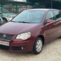 2005 Модел Црвена Volkswagen Polo Седан Рачен 22000 км На Продажба