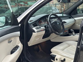 2010 Model BMW 5 Diesel Automatic Transmission Sedan 193,000 km - For Sale | Photo 2
