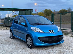 2007 Model Peugeot 107 Petrol Manual Transmission Sedan 220,000 km - For Sale | Photo 3