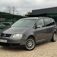 2006 Model Grey Volkswagen Touran Sedan Manual 200000 km For Sale