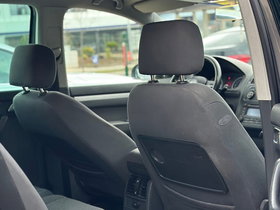 2006 Model Volkswagen Touran Diesel Manual Transmission Sedan 200,000 km - For Sale | Photo 3