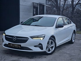 2021 Model Opel Insignia Diesel Manual Transmission Sedan 150,000 km - For Sale