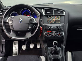 2015 Model DS Automobiles DS 4 Diesel Manual Transmission Hatchback 182,000 km - For Sale | Photo 8