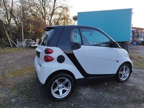 2010 Model Smart Fortwo Diesel Automatic Transmission Coupe 145,000 km - For Sale | Photo 4