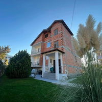 Gostivar: 7-room 450 m² Furnished Detached House - For Sale