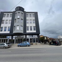 Gostivar: 4-room 550 m² Unfurnished Detached House - Monthly Rental