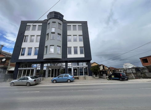 House for Rent in Gostivar – 4 rooms 550 m² 2.000 € | 24.02.2026 | Photo 1