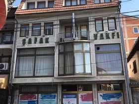 Gostivari, 5 Dhoma, 260 m² Me mobilim Shtëpi e Veçuar - Në Shitje