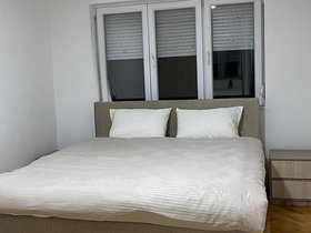 Manastiri, 3 Dhoma, 74 m² Me mobilim Apartament - Me Qira | Foto 2
