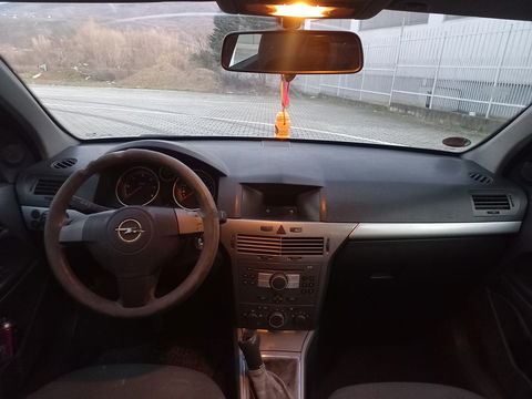 Opel Astra 2005 | For Sale | 1.850 € | Skopje Saraj | Photo 1