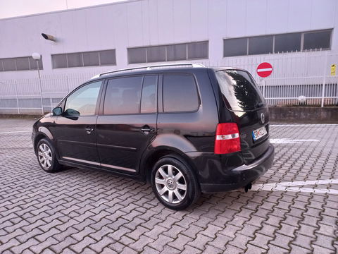Volkswagen Touran 2005 | For Sale | 4.000 € | Skopje Saraj | Photo 1